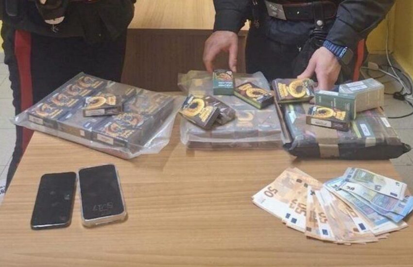 giovane residente a sezze fermato con 8 kg di droga in auto in manette 24enne da Dayitalianews.com giovane residente a sezze fermato con 8 kg di droga in auto in manette 24enne