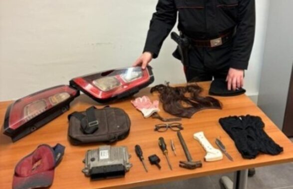Scordia, tentato furto d’auto, denunciati dai Carabinieri due “topi d’auto”