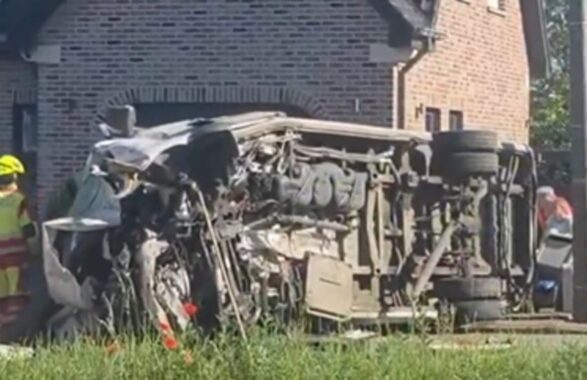 Tragico incidente in Belgio: scontro tra scuolabus e treno, ci sono vittime e feriti