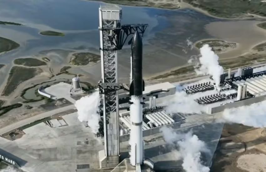 Starship V3 resta a terra: test rinviato a pochi secondi dal decollo