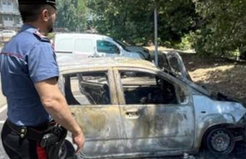 giarre appicca incendi tra terreni e ospedale finisce in carcere 48enne da Dayitalianews.com giarre appicca incendi tra terreni e ospedale finisce in carcere 48enne