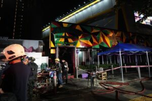 Incendio in un locale di Bangkok, almeno 27 morti e decine di feriti