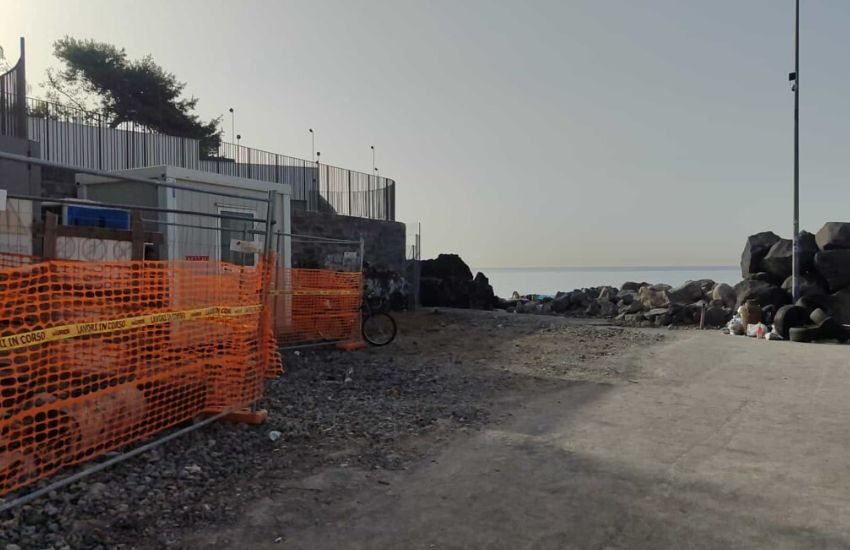 san giovanni li cuti lavori al molo fermi da un mese i pescatori chiedono interventi e maggiore sicurezza da Dayitalianews.com san giovanni li cuti lavori al molo fermi da un mese i pescatori chiedono interventi e maggiore sicurezza