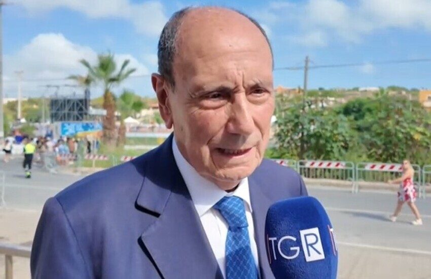 papa leone a lampedusa schifani solidariet224 e accoglienza sono un merito dei siciliani la visita del papa ci incoraggia a proseguire su questo solco video da Dayitalianews.com papa leone a lampedusa schifani solidariet224 e accoglienza sono un merito dei siciliani la visita del papa ci incoraggia a proseguire su questo solco video