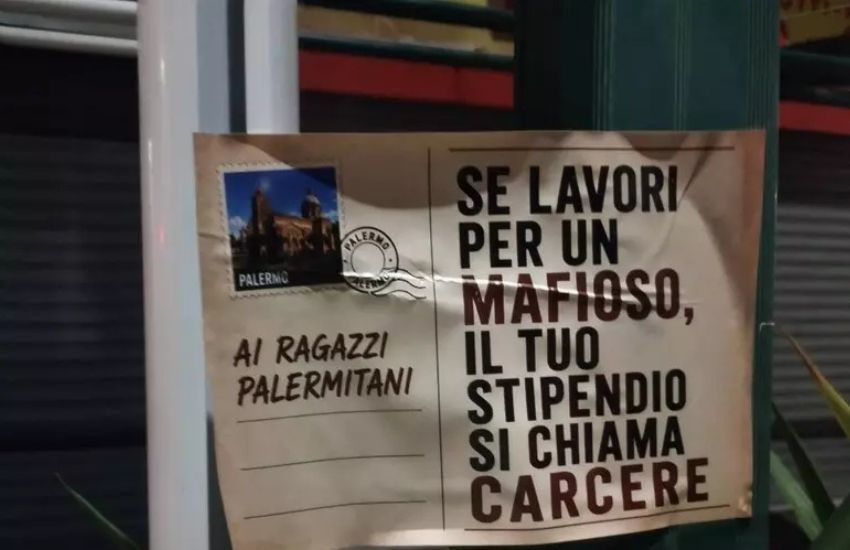palermo nuove cartoline anonime contro la mafia allo zen messaggio ai giovani del quartiere da Dayitalianews.com palermo nuove cartoline anonime contro la mafia allo zen messaggio ai giovani del quartiere