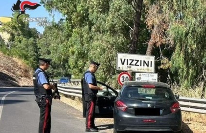 vizzini investe lo zio con l8217auto e tenta di colpirlo una seconda volta 38enne denunciato per tentato omicidio da Dayitalianews.com vizzini investe lo zio con l8217auto e tenta di colpirlo una seconda volta 38enne denunciato per tentato omicidio