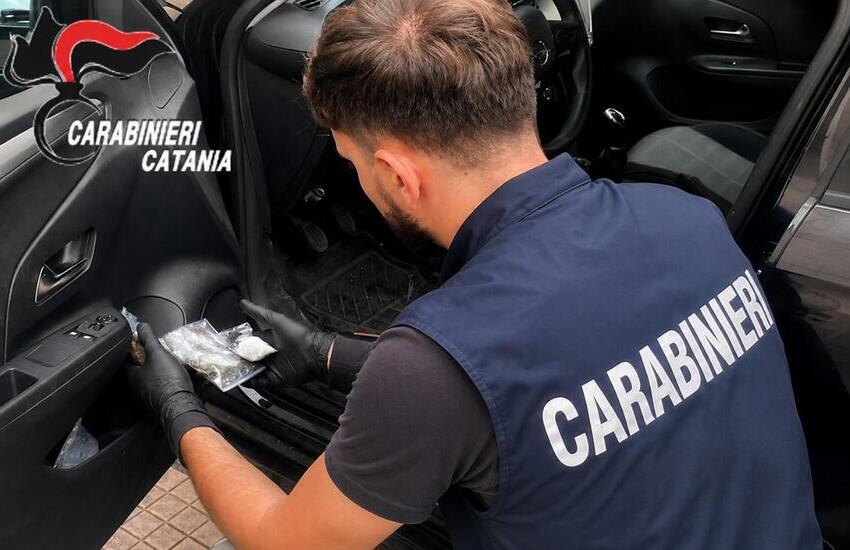 palagonia troppo nervoso al controllo dei carabinieri in auto aveva 200 g di hashish da Dayitalianews.com palagonia troppo nervoso al controllo dei carabinieri in auto aveva 200 g di hashish