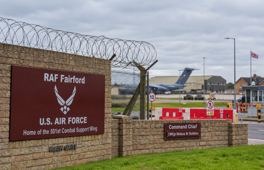 Gran Bretagna, allarme esplosivi vicino alla RAF Fairford: diversi arresti