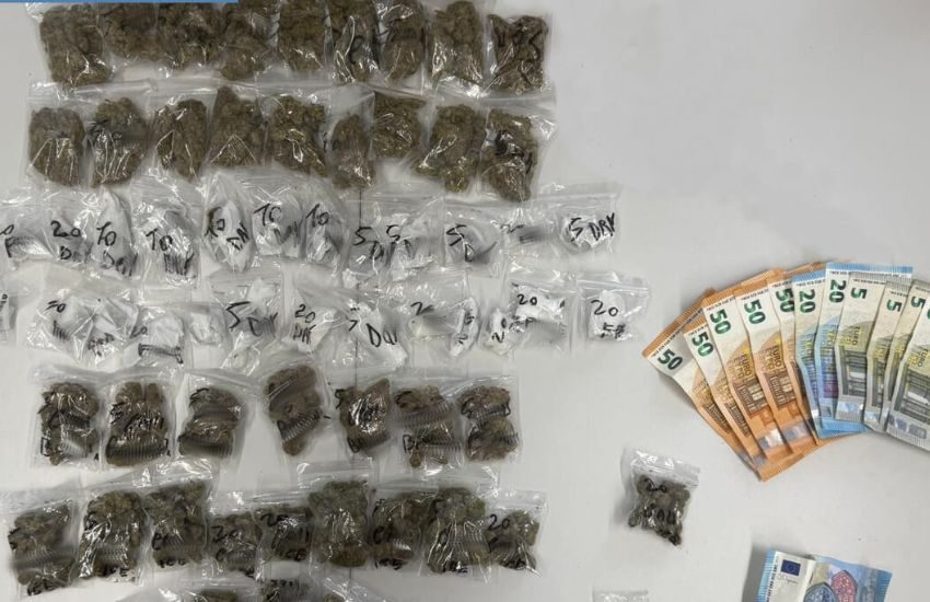 catania due sedicenni arrestati per spaccio consegnavano droga con il metodo del delivery da Dayitalianews.com catania due sedicenni arrestati per spaccio consegnavano droga con il metodo del delivery