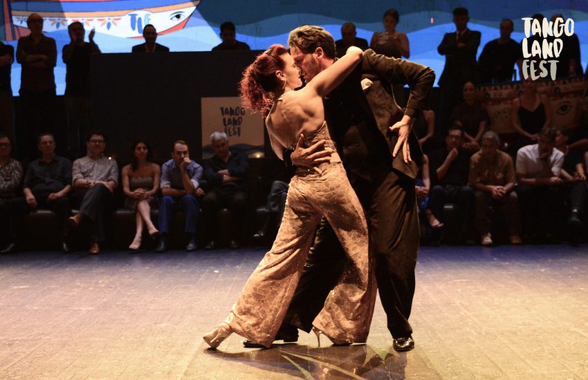 tangoland fest magia a palazzo biscari bellini e il tango nel gioiello barocco 8211 foto gallery da Dayitalianews.com tangoland fest magia a palazzo biscari bellini e il tango nel gioiello barocco 8211 foto gallery