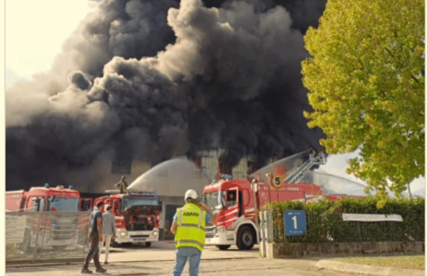 incendio a malo nube di fumo sulla zona industriale le raccomandazioni del comune da Dayitalianews.com incendio a malo nube di fumo sulla zona industriale le raccomandazioni del comune