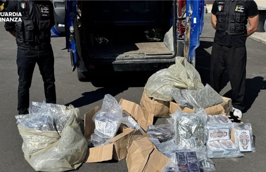 maxi sequestro di droga nel catanese tre arresti e oltre 200 chili di stupefacenti da Dayitalianews.com maxi sequestro di droga nel catanese tre arresti e oltre 200 chili di stupefacenti